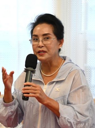 南加州华人社团大联盟秘书长孙英丽