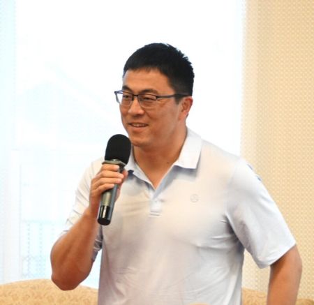 风雷国际物流集团董事长冯烨
