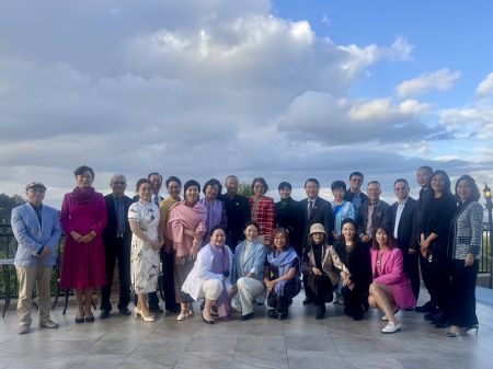 美中女企业家座谈会嘉宾合影