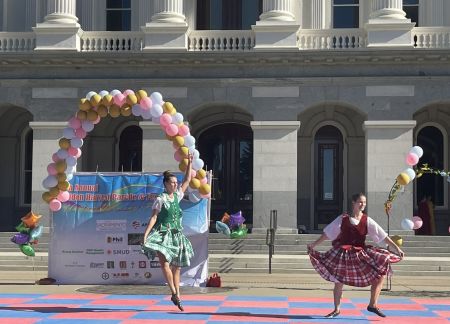 精彩的苏格兰舞蹈表演 精彩的苏格兰舞蹈表演