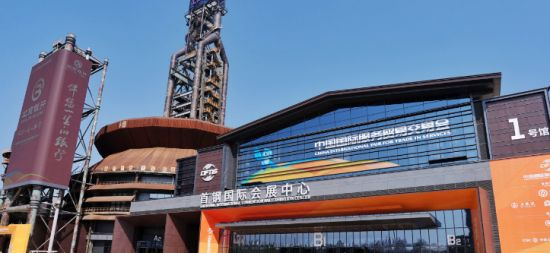 外企为何看重在华打“服务牌”？