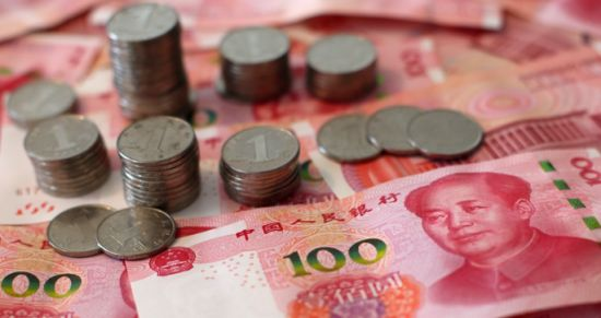 IMF上调今年全球经济增长预期至3.2%