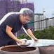 香港80年传统酱油工厂 都市开发中求生存