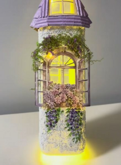 给大家表演一个空瓶变小夜灯