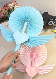 假期和孩子一起做个带翅膀的魔法仙女棒吧~