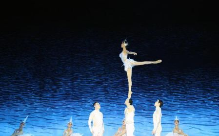 中国《天鹅》“飞”进俄罗斯艺术殿堂